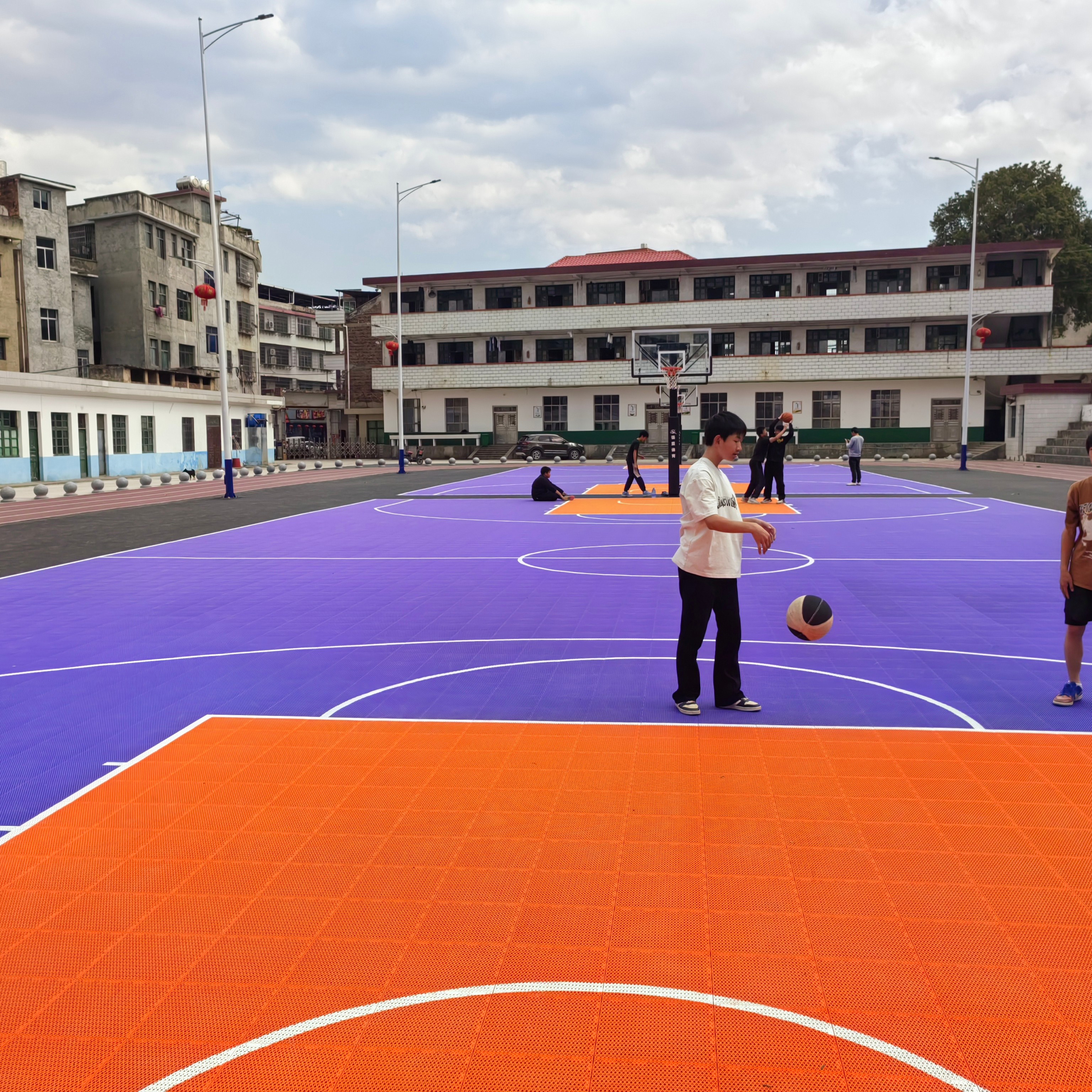 Modern Outdoor Sport Court Til - đánh giá và giá Outdoor Sport Court Tiles