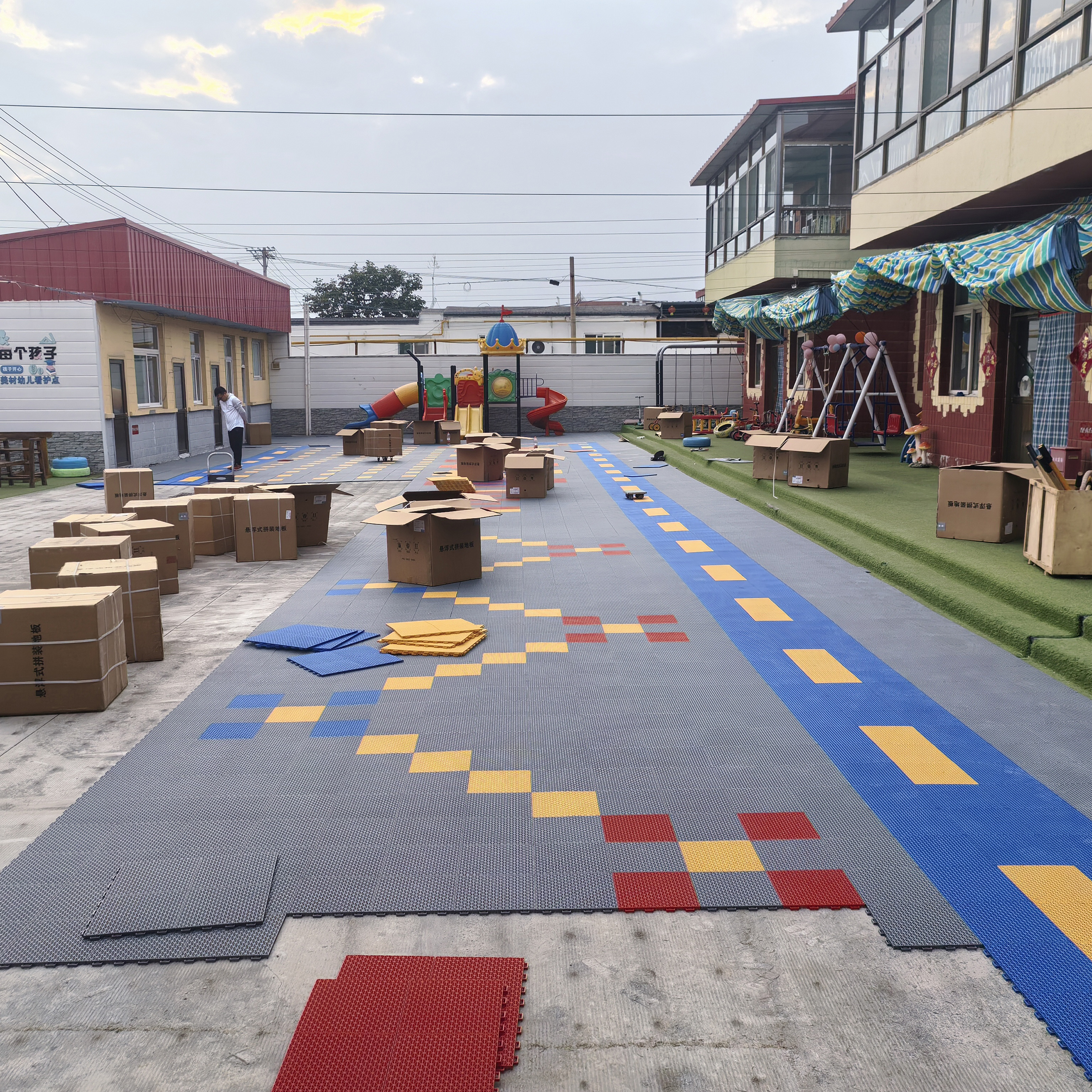 PP Plastic Custom Logo Outdoor - đánh giá và giá Outdoor Sport Court Tiles